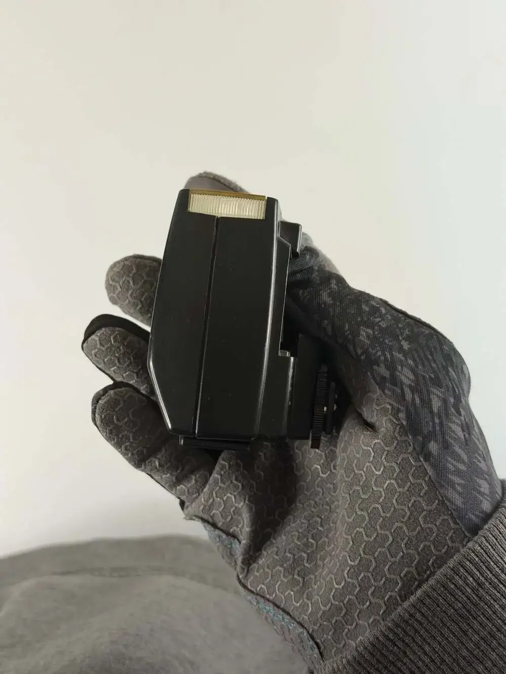 Olympus T20 Electronic Flash for OM System Cameras (Missing Battery Door)